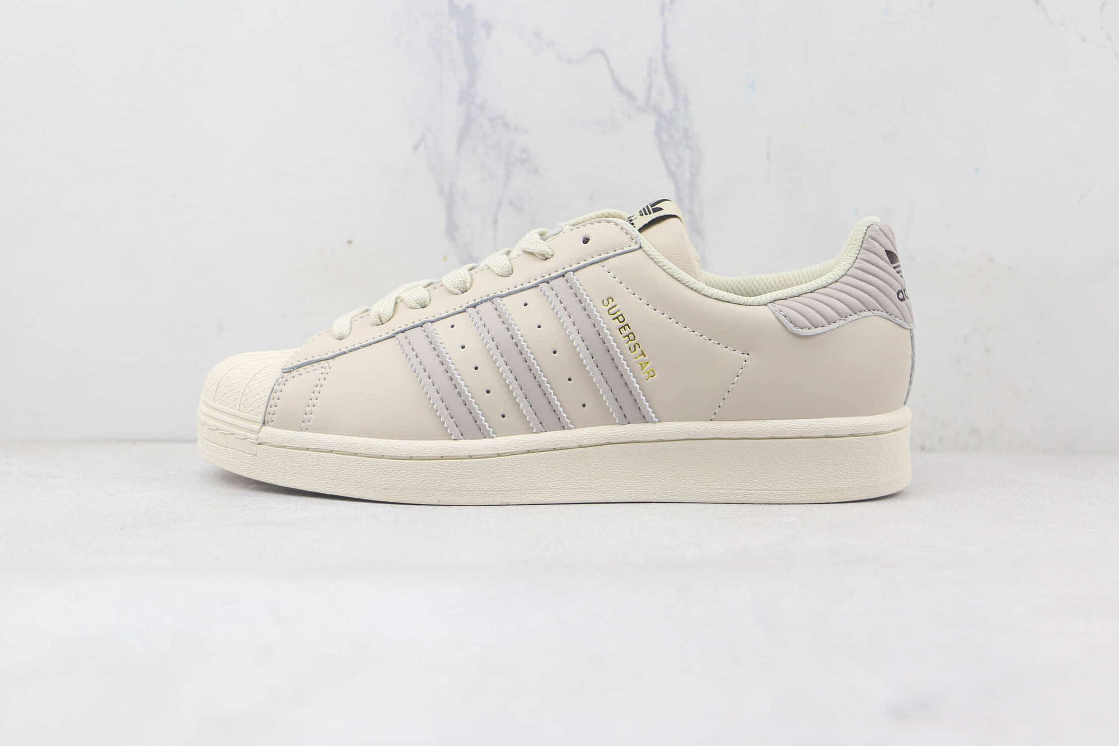 Adidas Originals Superstar 'Light Gray Dark Gray' GW4437 - Stylish and Versatile Sneakers