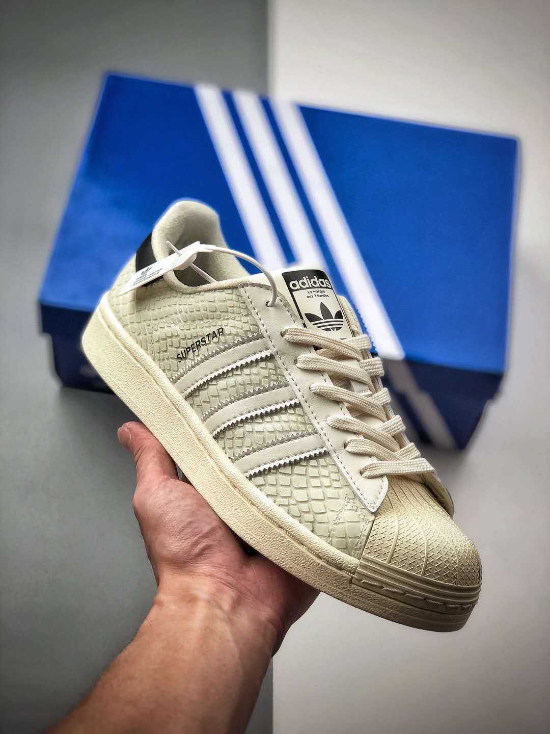 Adidas atmos x Superstar 'G-SNK' FY5253 - Iconic Collaboration with a Bold Snake Print