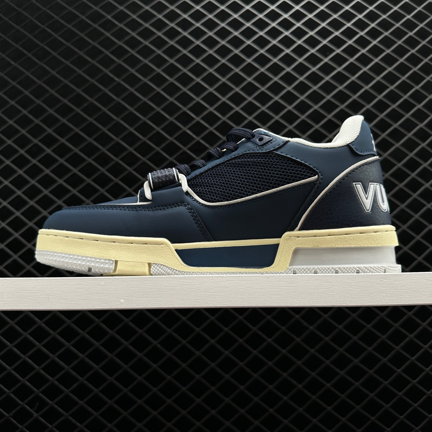 Louis Vuitton Trainer Navy Mesh 1A9DEG