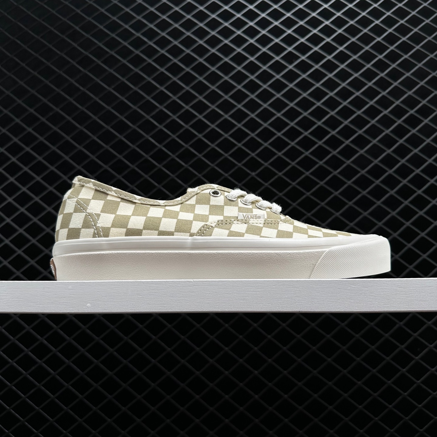 Vans Authentic 44 DX Anaheim Factory Sneakers - Chessboard Green/White - VN0A5KX4SQ71