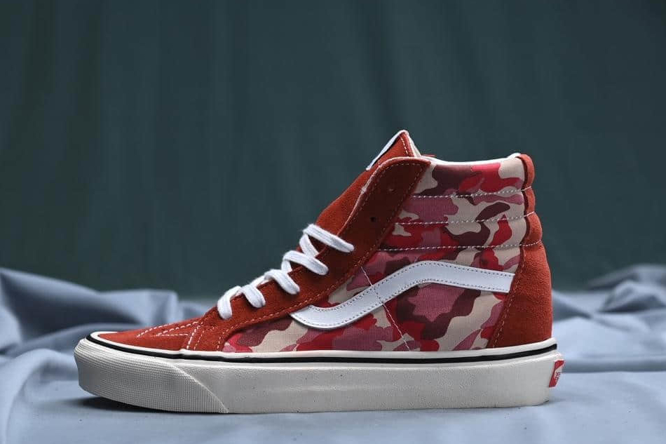 Vans SK8-HI 38 DX Red - Premium Skate Shoes for Classic Style