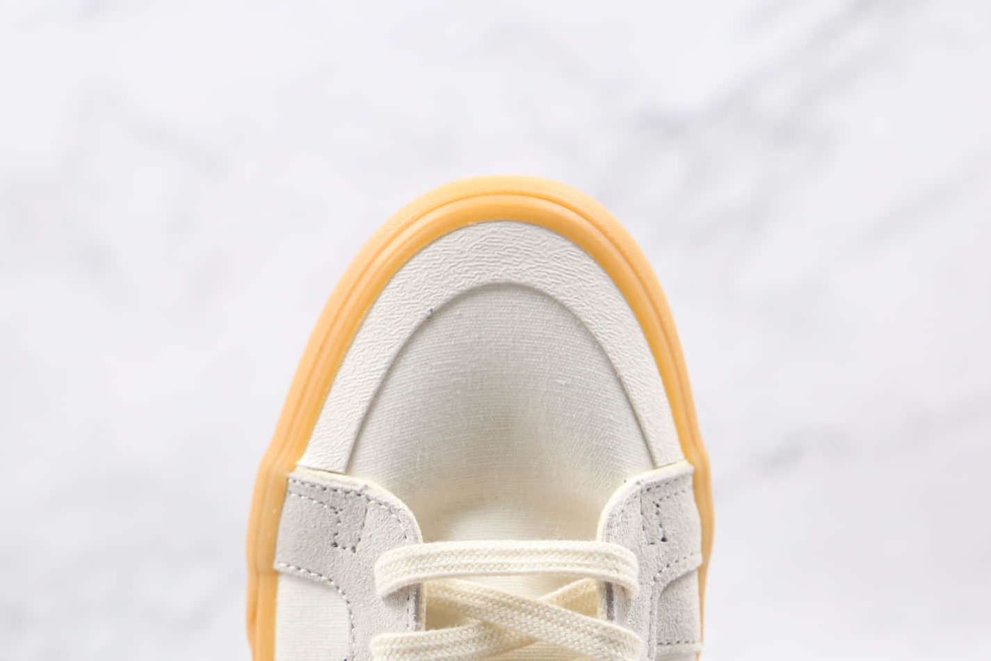 Vans Sk8-Hi Sail Gum Sole - Classic Style and Exceptional Comfort