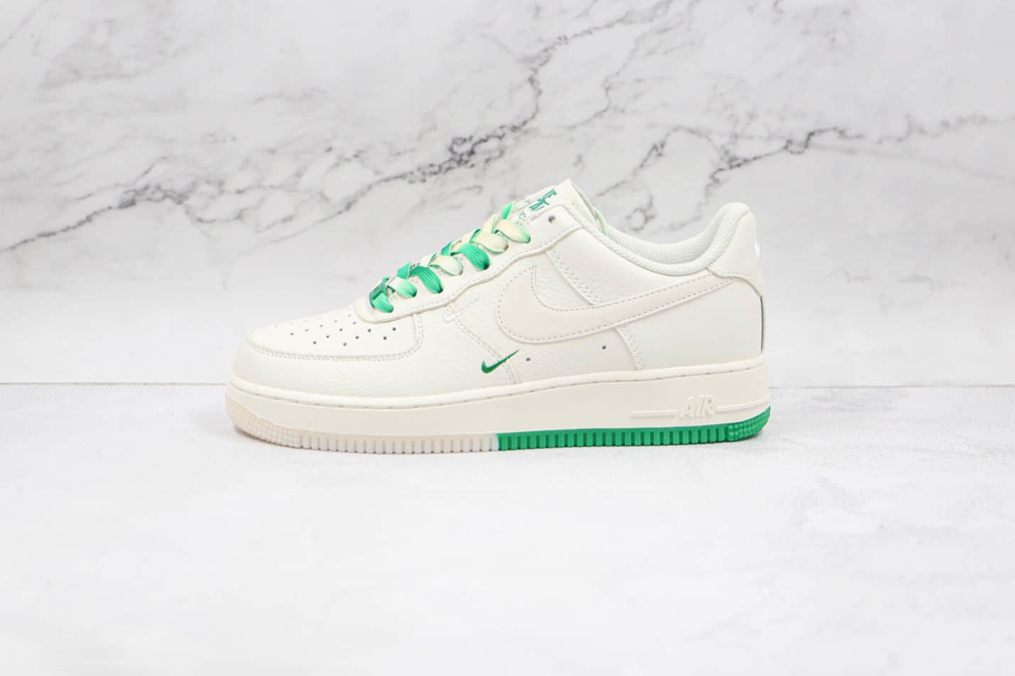 Nike Air Force 1 07 Low Su19 White Green Shoes BO6638-160 - Stylish and Trendy Footwear