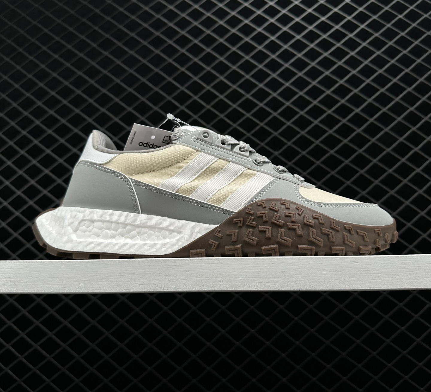 Adidas Retropy E5 W.R.P. – High-performance Athletic Shoes for Maximum Comfort and Style