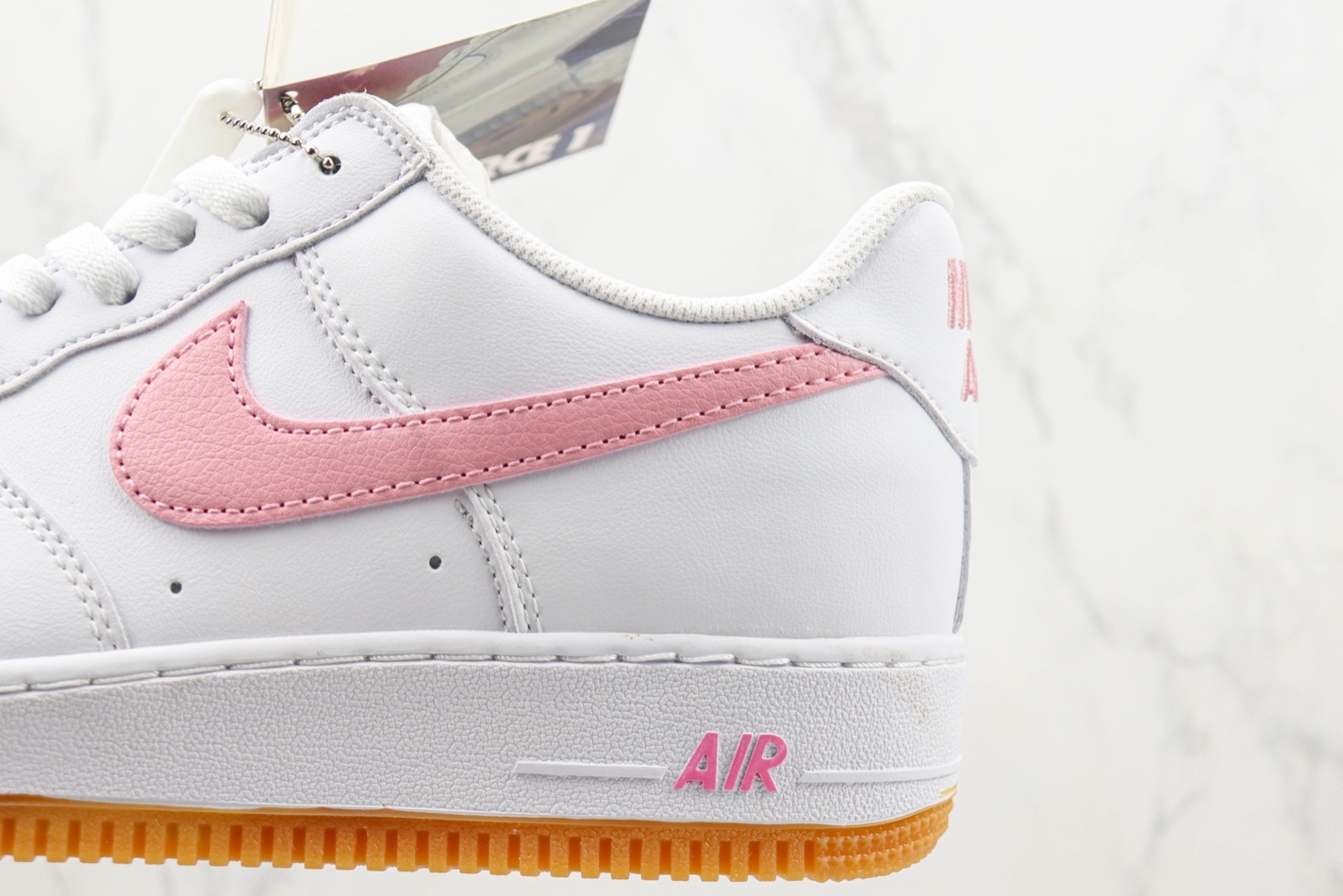 Nike Air Force 1 Low '07 Retro 'Color Of The Month Pink Gum' DM0576-101 - Stylish and Versatile Sneakers for a Trendy Look
