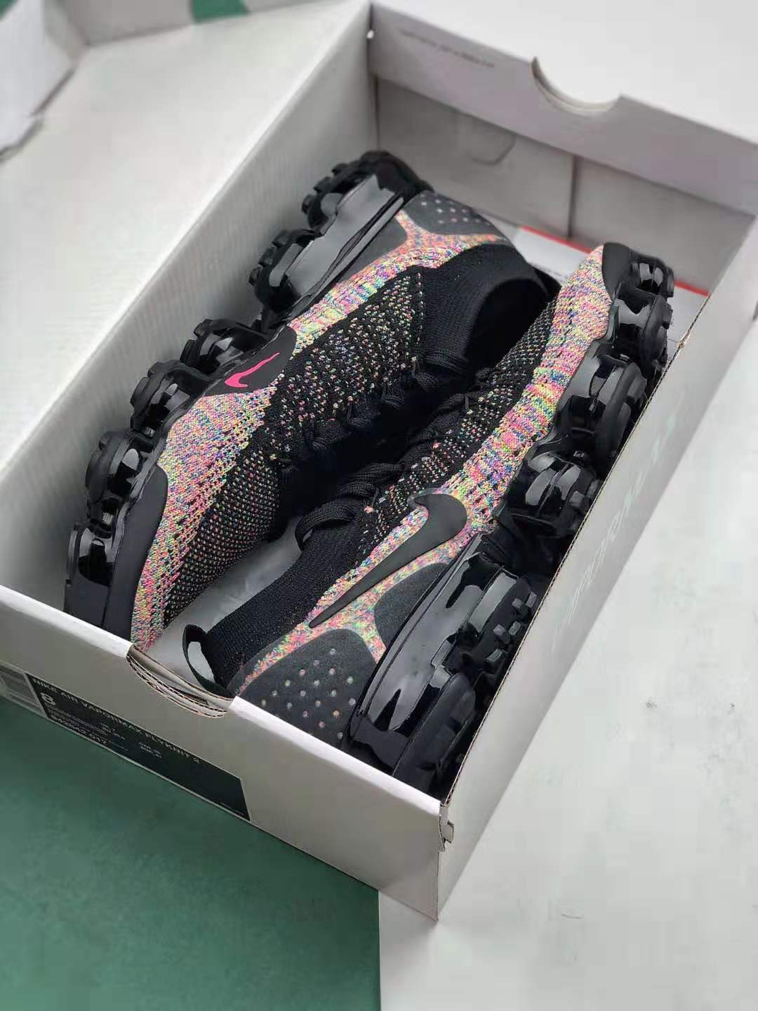 Nike Air VaporMax Flyknit 2 'Black Multi-Color' 942842-017 - Stylish and Versatile Sneakers for Every Occasion