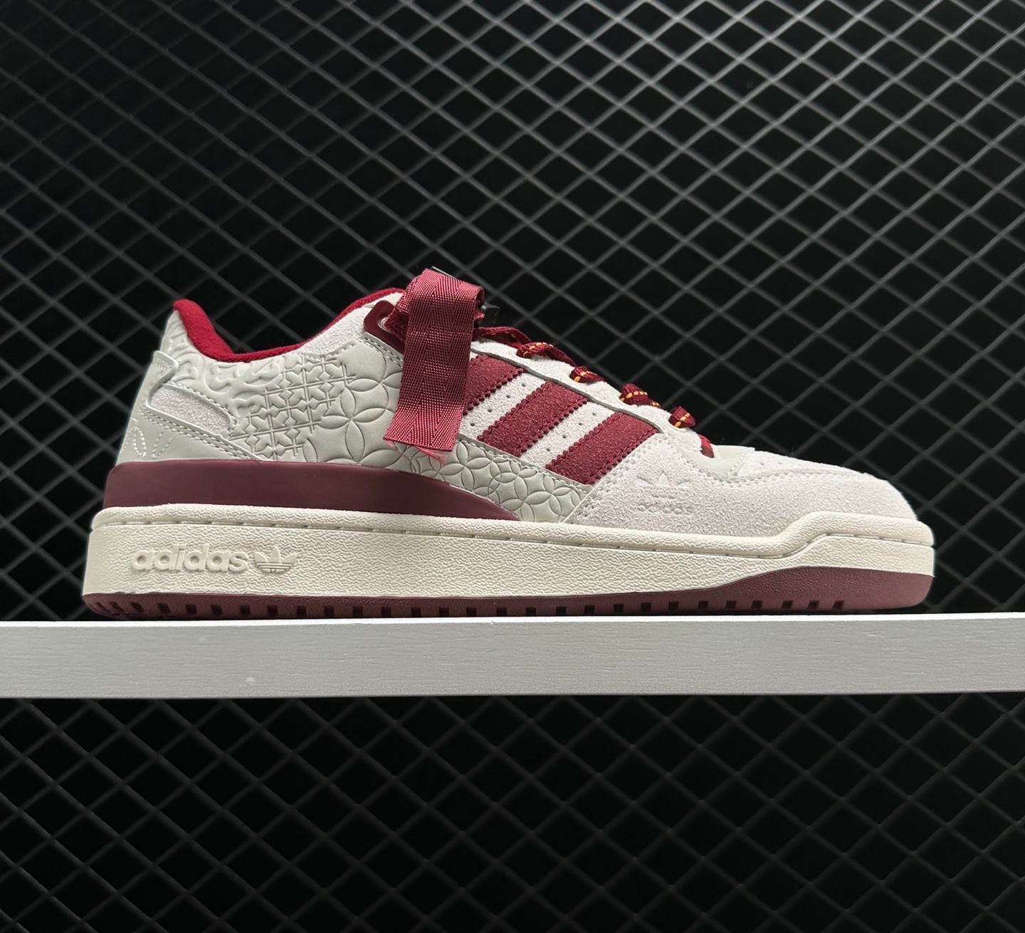 Adidas Originals Forum Low CNY Sneaker Unisex Beige White Red GX8866 - Stylish and Limited Edition
